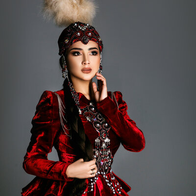 Песня Saltanat Bakayeva – Ұзату