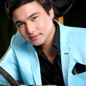 Песня Kanat Umbetov – Сұлу-сұлу қыздарға