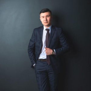 Песня Ілияс Қадырбай – Сенші