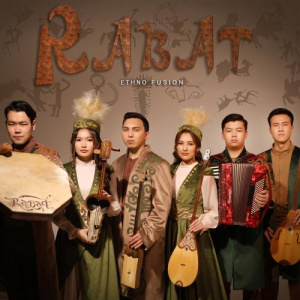 Песня Rabat ethno-fusion group – Қазақтың аманаты